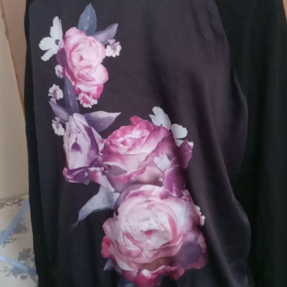 Floral satin sweatshirt - Picture 2 of 4